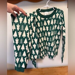 Hanna Andersson Tree Print Pajama Set
